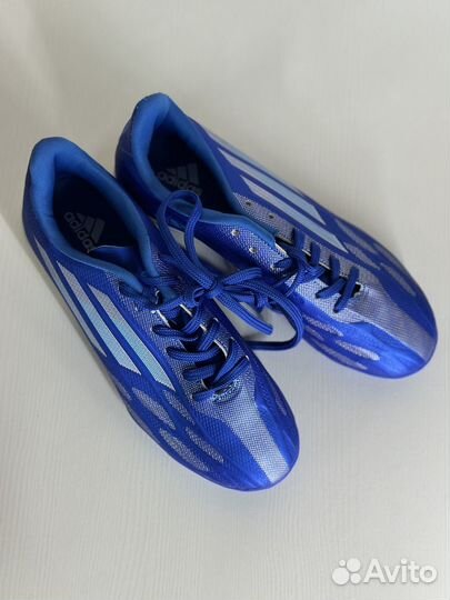 Бутсы футбольные новые для зала 38