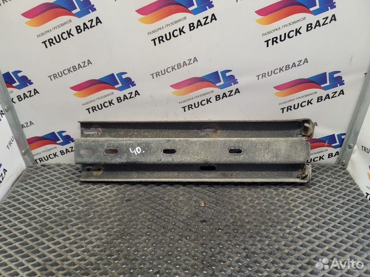 Кронштейн крепления крыла и ящика