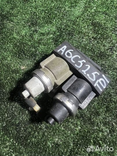 Клапан управления турбиной Audi A6 C5 2.5 TDI