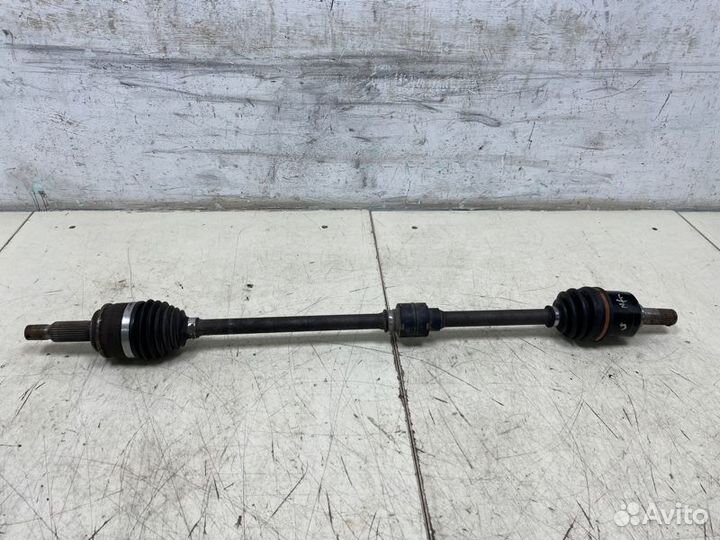 Полуось передняя передний правый Mitsubishi Lancer