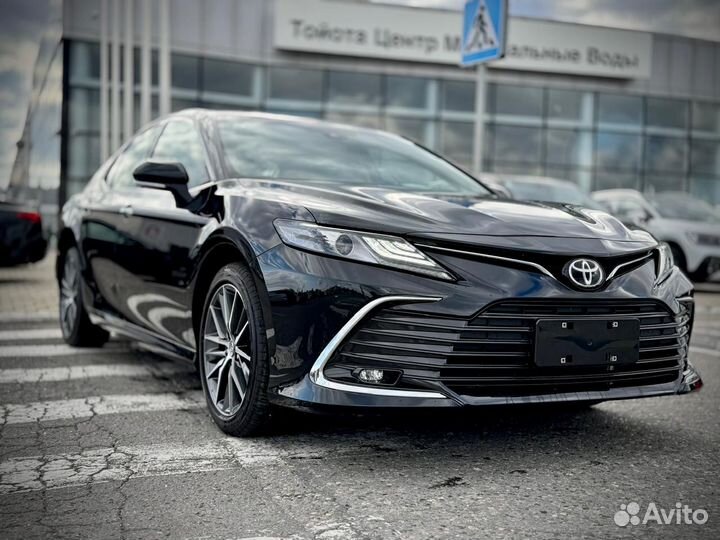 Toyota Camry 2.5 AT, 2023