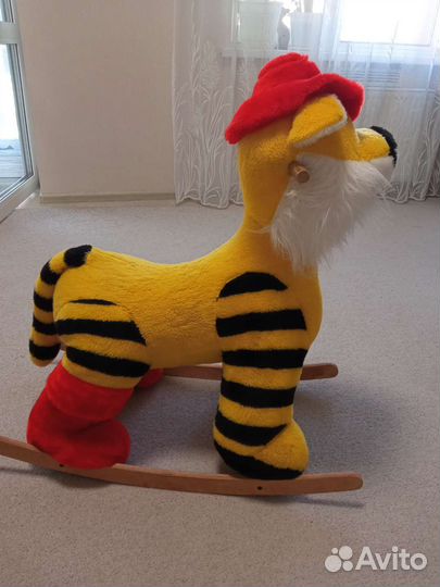 Детская лошадка качалка