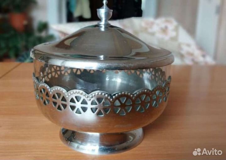 Мельхиоровая конфетница