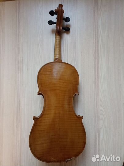 Скрипка немецкая, смычки