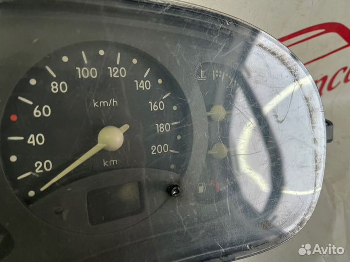 Панель приборов Renault Clio 2