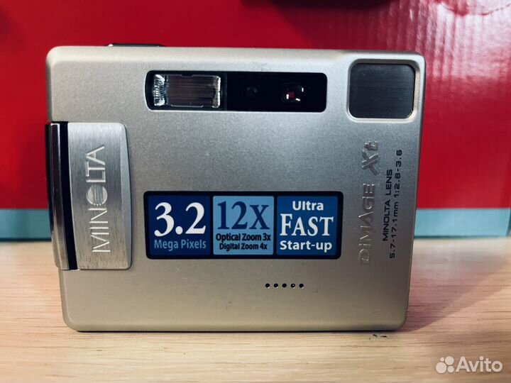 Компактный фотоаппарат Minolta Dimage Xt