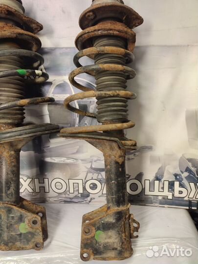 Передняя стойка Fiat Palio