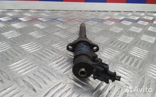 Форсунка дизельная citroen C4 picasso 1 (PEA23AL02