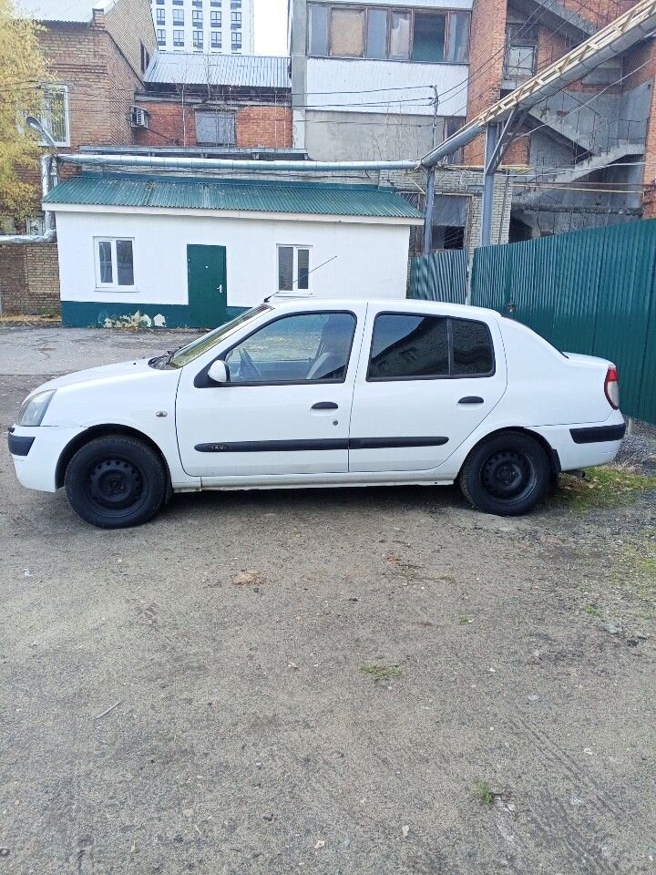 Renault Symbol: фото владельца