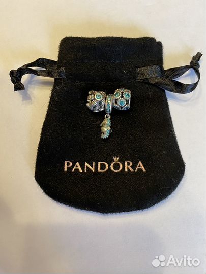 Браслет с шармами пандора