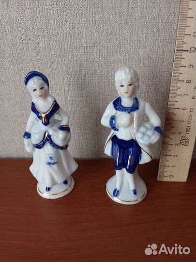 Фарфоровые статуэтки