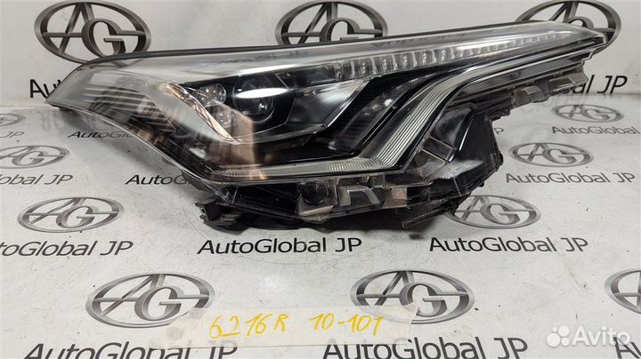 Фара правая Toyota C-HR