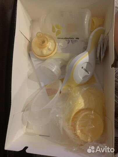 Молокоотсос medela ручной