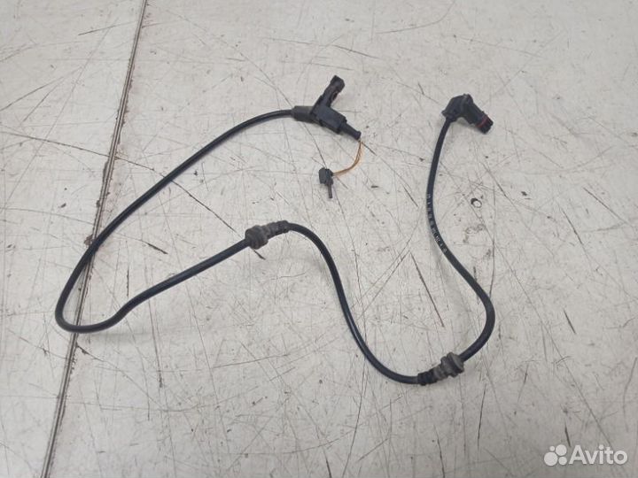 Датчик износа колодок передний Mercedes-Benz Glk