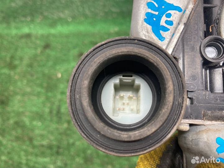 Моторчик стеклоподъемника передний левый Lexus