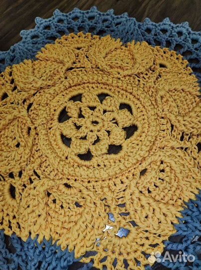 Ковер из полиэфирного шнура