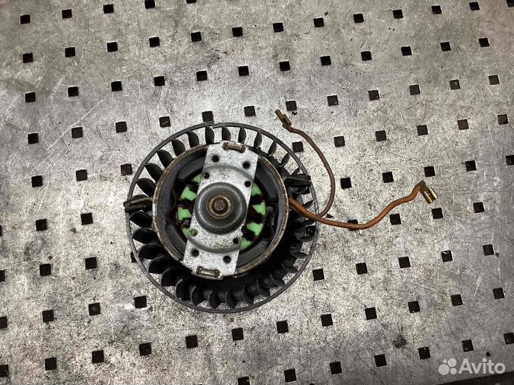 Моторчик печки Opel Astra F