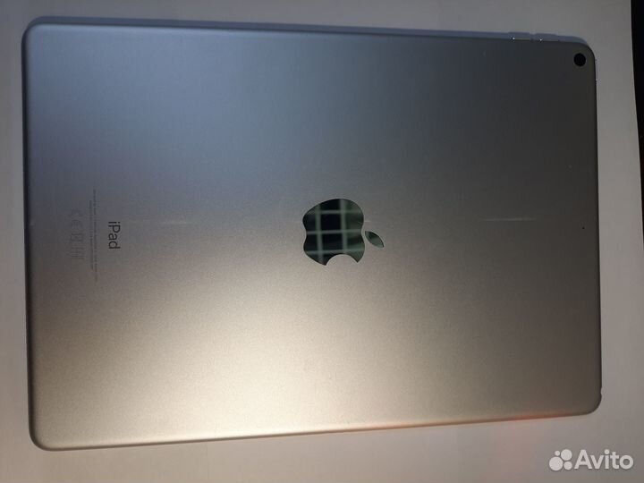 iPad air 3 64гб отличный