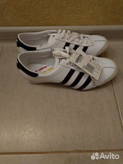 Кеды новые, кроссовки Adidas р 36,5 или 37