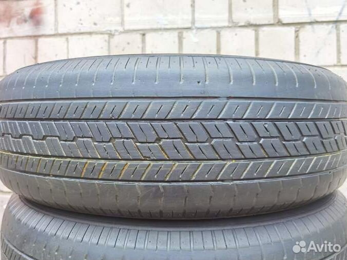 Yokohama Geolandar G033 215/70 R16 97H