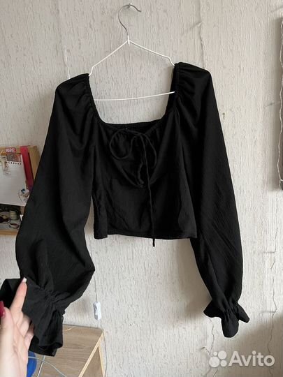 Топ с рукавами