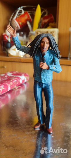 Фигурки Статуэтки Сувениры