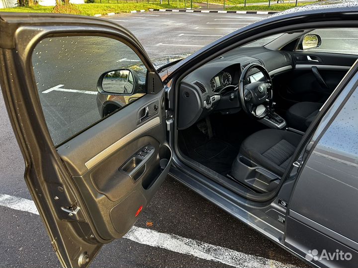 Skoda Octavia 1.8 AT, 2012, 286 000 км