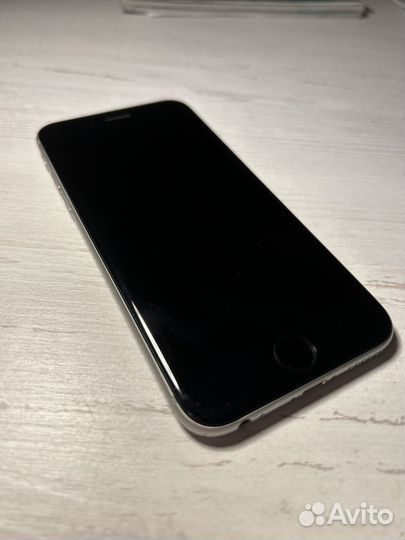 iPhone 6, 16 ГБ