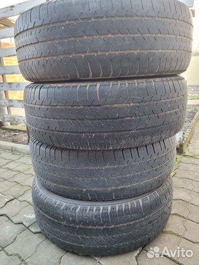 Michelin Agilis 215/60 R17C