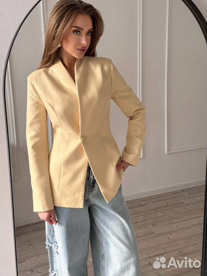 Пиджак приталенный