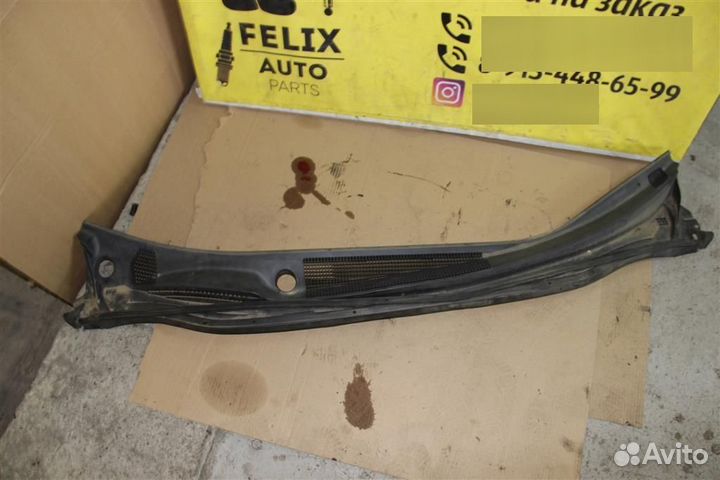 Жабо Toyota Ipsum (acm21) 2001-2009