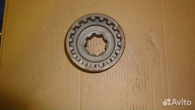 Муфта кпп юмз 40-1701096