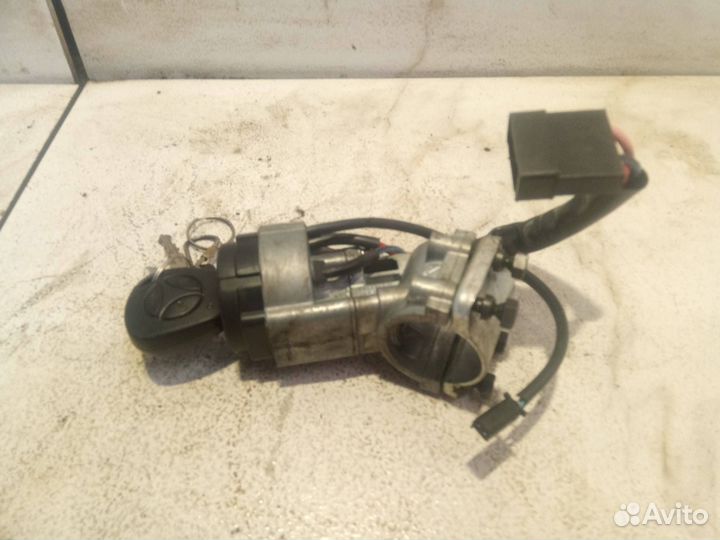 Замок зажигания LADA Priora 2010 11186105005