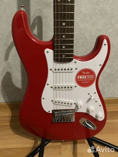 Электрогитара Squier Sonic Strat HT Torino Red