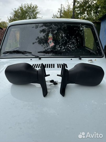 Продам зеркала заднего вида Нива 21214