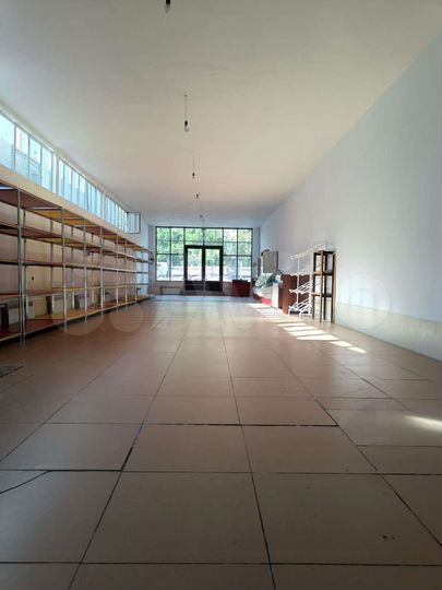 Торговая площадь, 130 м²