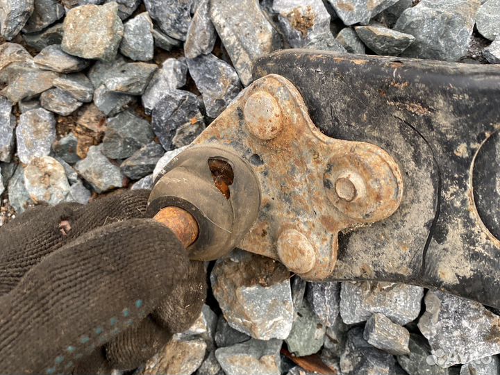 Рычаг передний левый toyota corona st 190