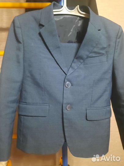 Школьный костюм