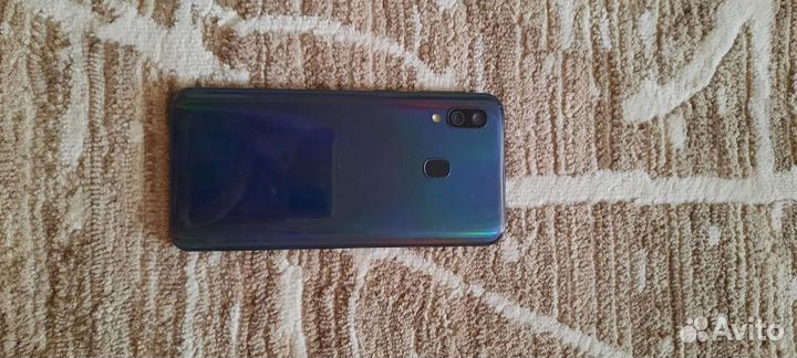 Мобильные телефоны бу samsung а40