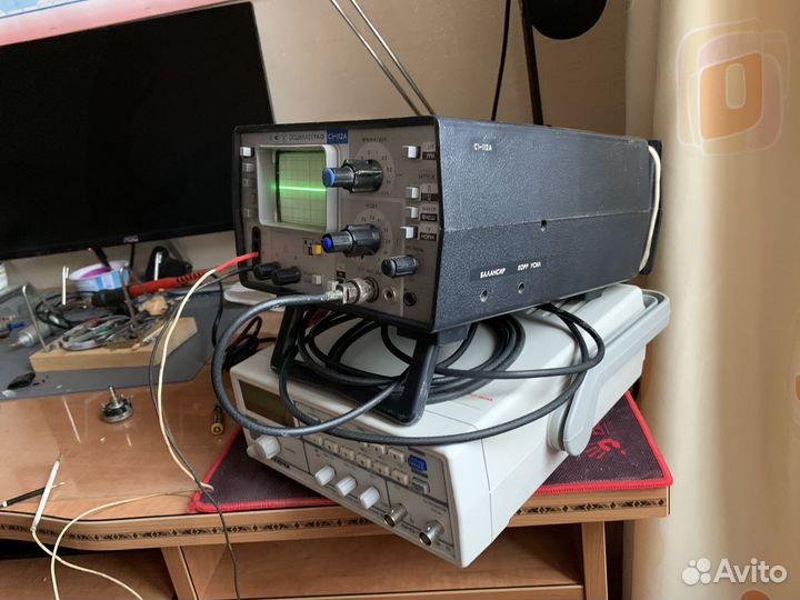 Осциллограф С1-112А и вольтметр В7-26