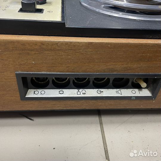 Катушечный магнитофон Сатурн-201 СССР (сзр)