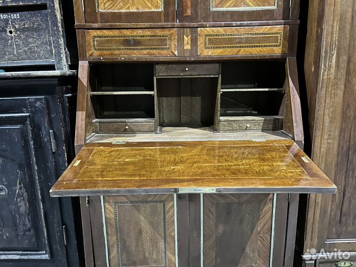 Старинное бюро секретер под полную реставрацию