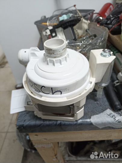 Много рециркуляционных насосов Midea, Bosch, Aeg