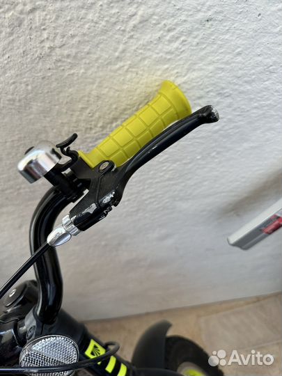 Детский велосипед 16