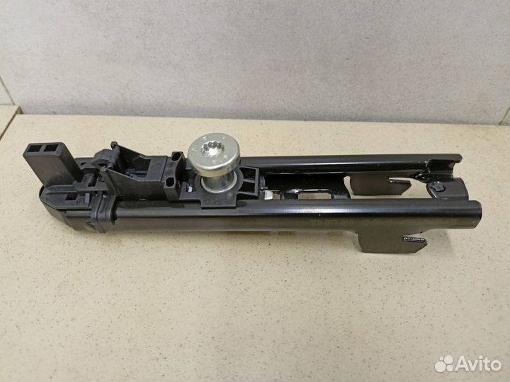 Механизм регулировки ремня безопасности Polo (Sed