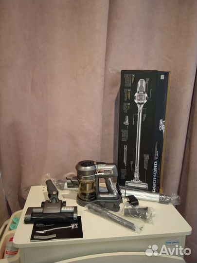 Пылесос беспроводной redmond RV- UR 378