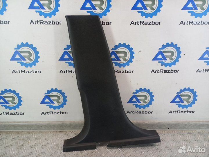 Обшивка стойки центральной левая левая Skoda