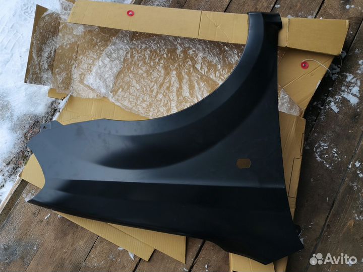 Крыло переднее правое chevrolet aveo