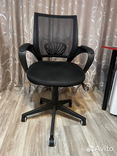 Компьютерное кресло