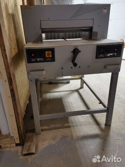 Резак для бумаги ideal